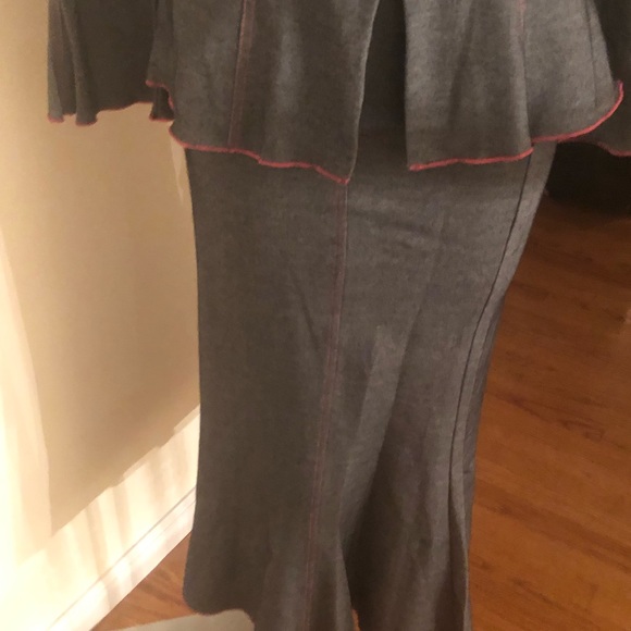 Stretch denim peplum jacket and trumpet skirt - Picture 5 of 7